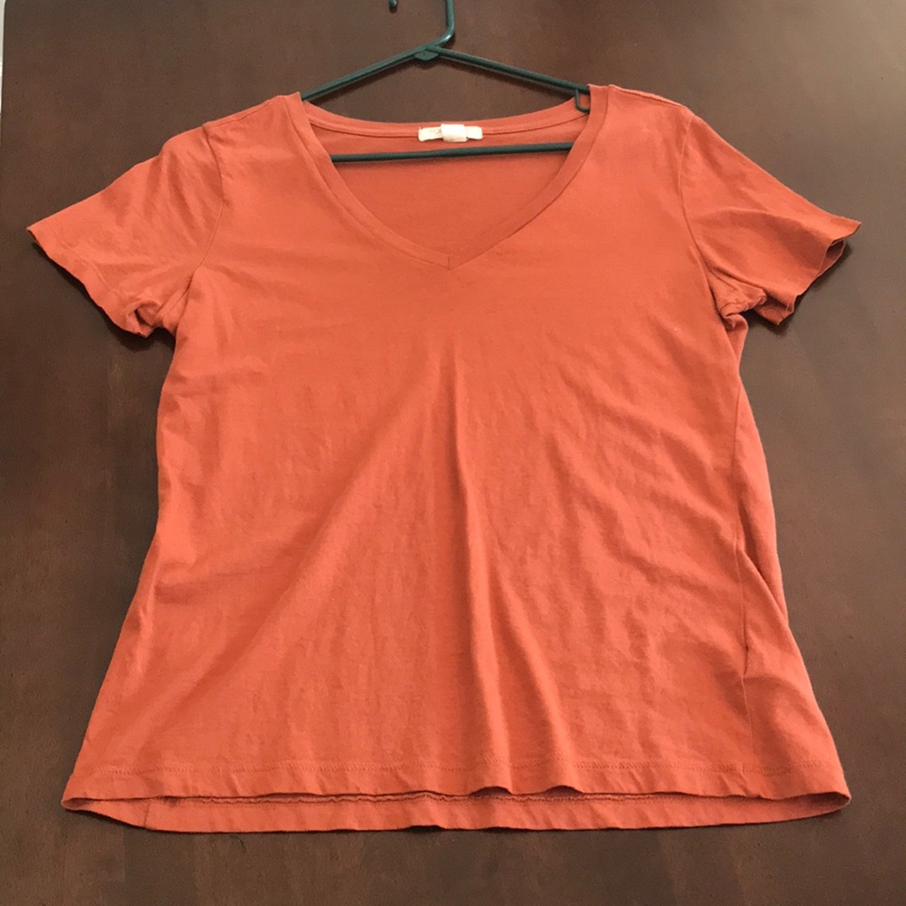 Forever 21 tee